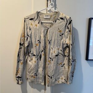 Old Navy Gray Floral Cardigan